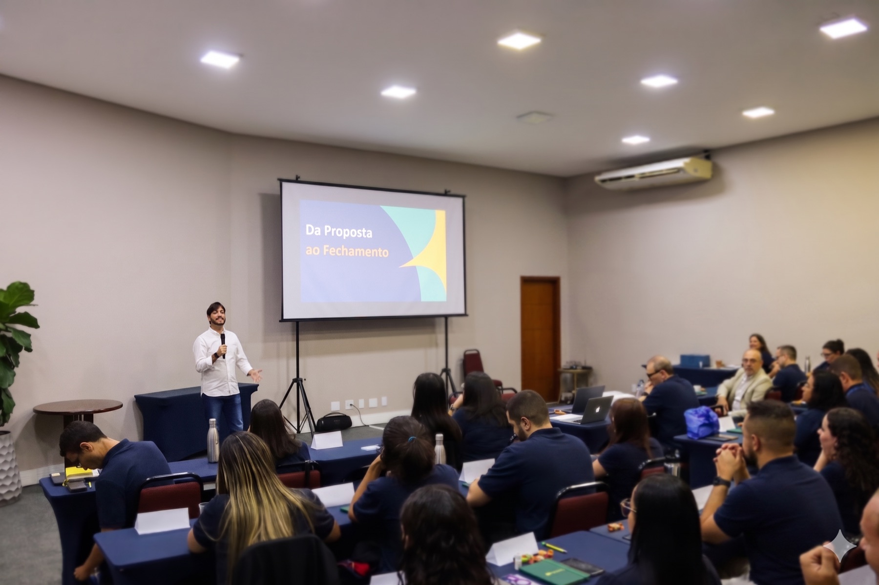 Palestra e treinamento prático ao vivo